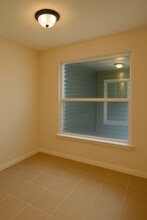 3115 2nd St, Unit AptA in Ft. Myers, FL - Foto de edificio - Building Photo