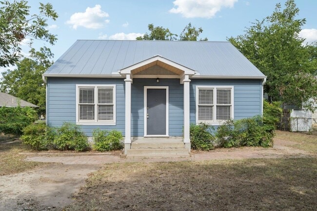 308 Taylor Rd in Elgin, TX - Building Photo - Building Photo