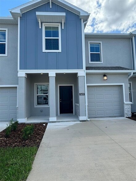 2602 Runners Cir in Clermont, FL - Building Photo