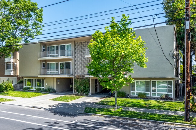 1715 Central Apartments