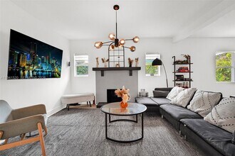 37 NW 47th St in Miami, FL - Building Photo - Building Photo