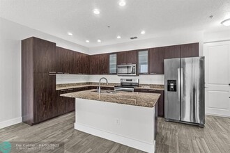 1430 NW 48th Ln in Boca Raton, FL - Building Photo - Building Photo