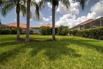 8472 Benelli Ct in Naples, FL - Building Photo - Building Photo