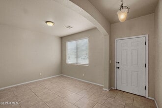 3836 Loma Cristobal in El Paso, TX - Building Photo - Building Photo
