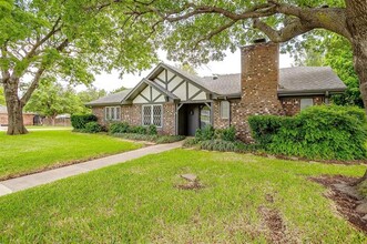 7712 N Richland Blvd in North Richland Hills, TX - Building Photo - Building Photo
