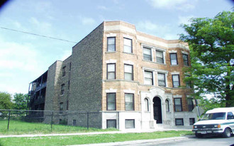 6447-6449 S Yale Ave Apartments