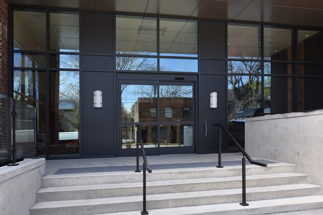 150-150 Logan Ave in Toronto, ON - Building Photo - Building Photo