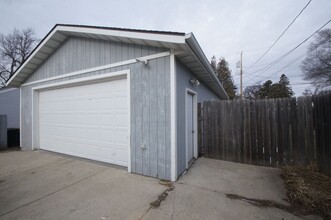 714 N 13th St in Bismarck, ND - Building Photo - Building Photo