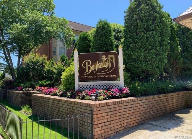 13-36-36 Robin Ln in Queens, NY - Building Photo - Building Photo