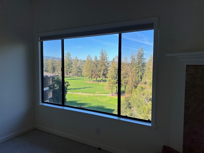 property at 1290 Sharon Park Dr