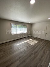 241 E 200 N in Kaysville, UT - Building Photo - Building Photo