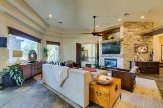 549 Regents Gate Dr in Henderson, NV - Building Photo - Building Photo