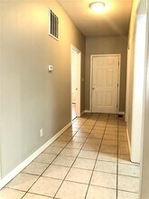 110 N School Ave-Unit -1 in Fayetteville, AR - Building Photo - Building Photo