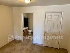 502 U.S. Rte 66 in Moriarty, NM - Building Photo - Building Photo