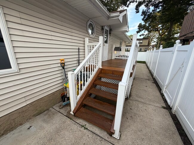 126 McKinley St, Unit 1