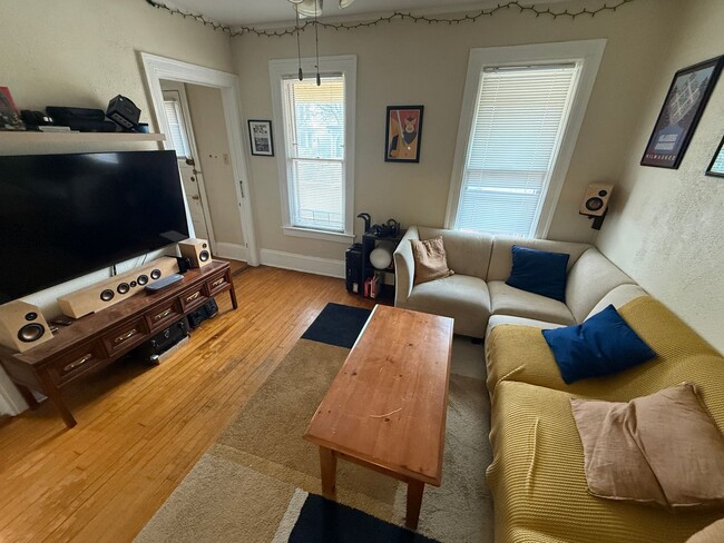 property at 2951-51A N Fratney St