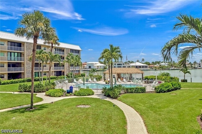 property at 3000 Gulf Shore Blvd N
