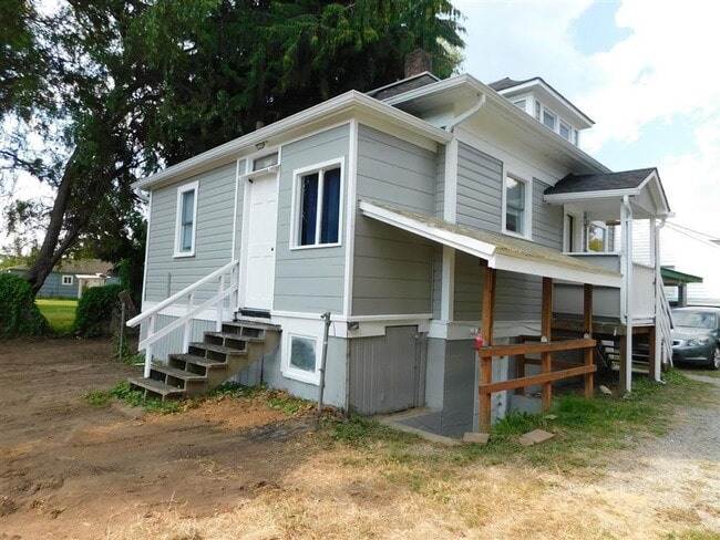 1312-1312 S 3rd St in Mount Vernon, WA - Building Photo - Building Photo