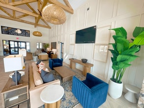 Waterleaf at Foxbank in Moncks Corner, SC - Foto de edificio - Building Photo