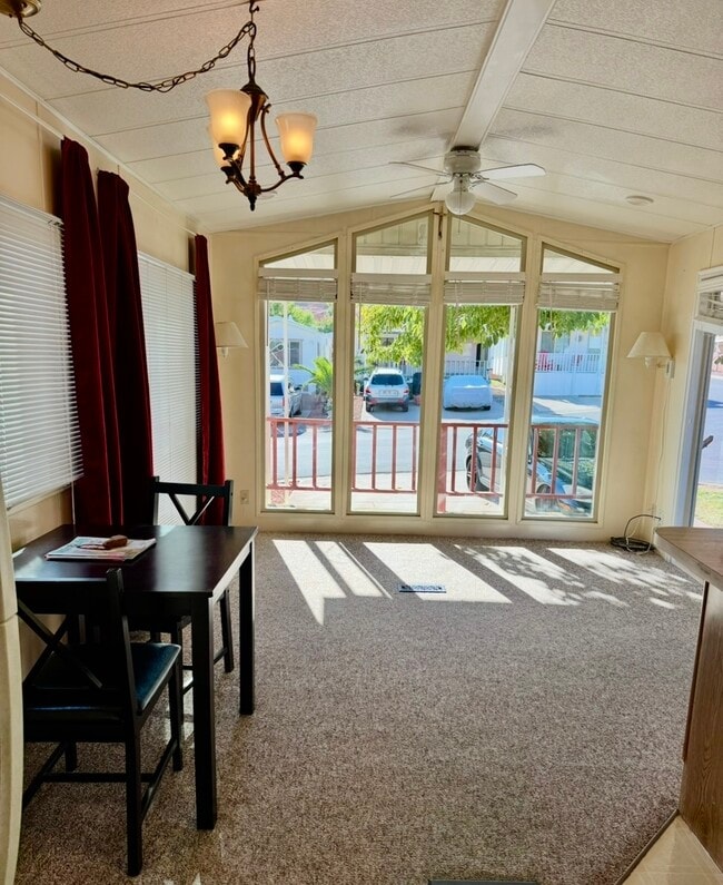 1150 W Red Hills Pkwy in Washington, UT - Building Photo - Building Photo
