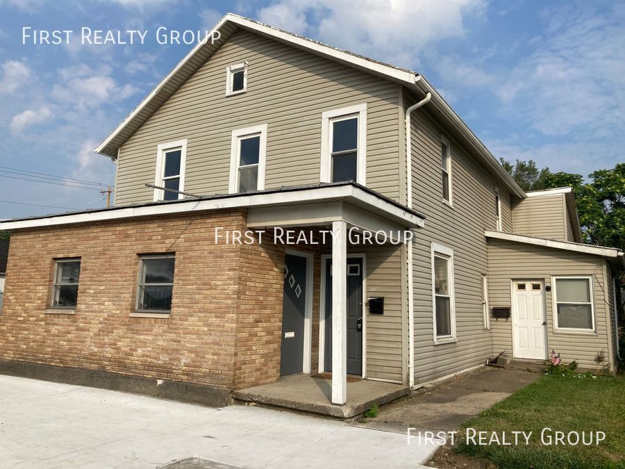 533 N Main St in Franklin, OH - Building Photo