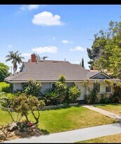 101 W Oakmont Dr in Montebello, CA - Building Photo