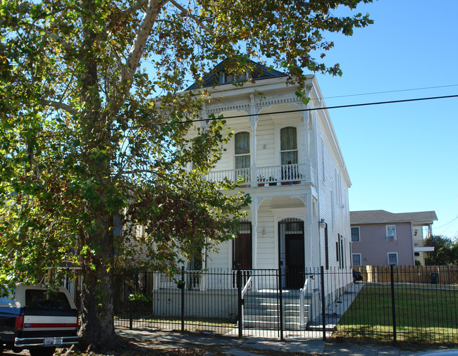 936 Jackson Ave in New Orleans, LA - Building Photo - Building Photo