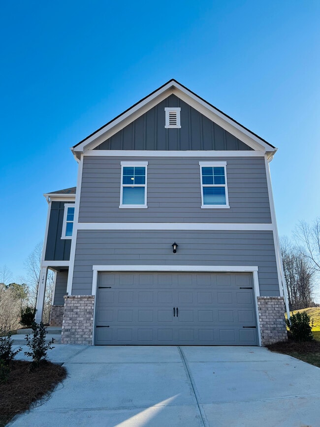property at 146 Shadwood Pl