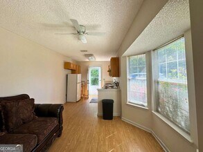 110 Lake Crest Dr in Kingsland, GA - Building Photo - Building Photo