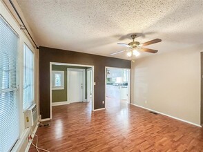 4501 Avenue C in Austin, TX - Building Photo - Building Photo