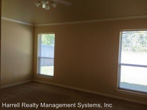 430 Park Place Drive in Hewitt, TX - Building Photo - Building Photo