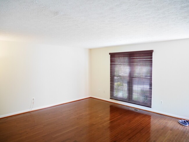 17 Overmill Ct in Owings Mills, MD - Building Photo - Building Photo