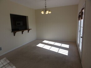 2725 Kathie Dr in Junction City, KS - Building Photo - Building Photo