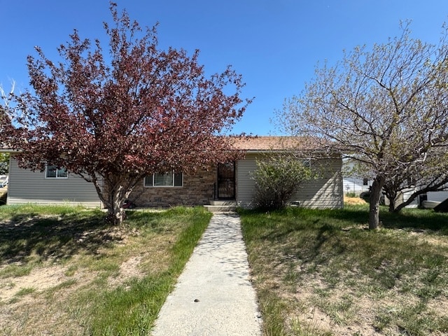 property at 1112 W Saratoga Ave