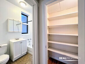 3519 N Racine Ave in Chicago, IL - Building Photo - Building Photo