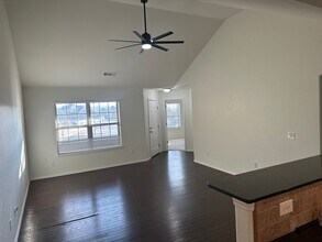 3174 Springhill Ave in Springdale, AR - Building Photo - Building Photo