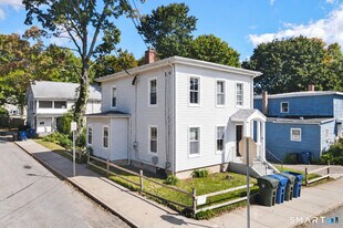 251 Summit St in Windham, CT - Building Photo