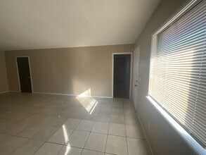 508 Peppertree Ln in Midwest City, OK - Building Photo - Building Photo