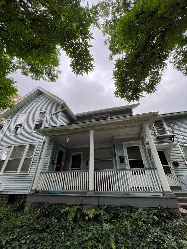 property at 281 S Goodman St