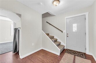 4238 Laurel Rd in Lorain, OH - Building Photo - Building Photo