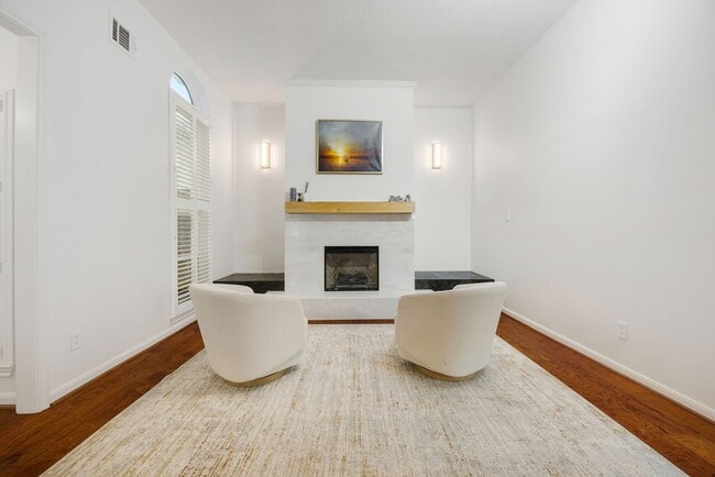727 Bunker Hill Rd