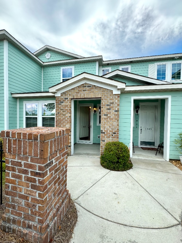 property at 1749 Culbertson Ave