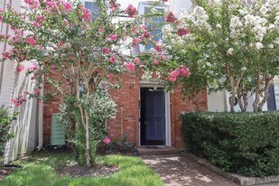 2689 Marilee Ln in Houston, TX - Building Photo