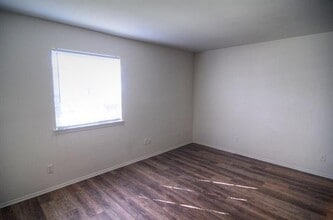 1826 Randolph Dr in Garland, TX - Building Photo - Building Photo