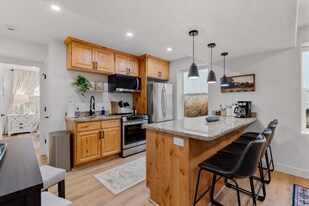518 Koneta Ct in Salt Lake City, UT - Building Photo