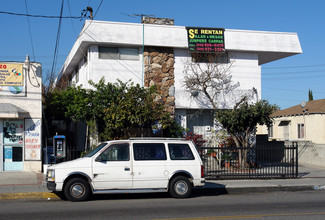 10931 S Inglewood Ave in Inglewood, CA - Building Photo - Building Photo