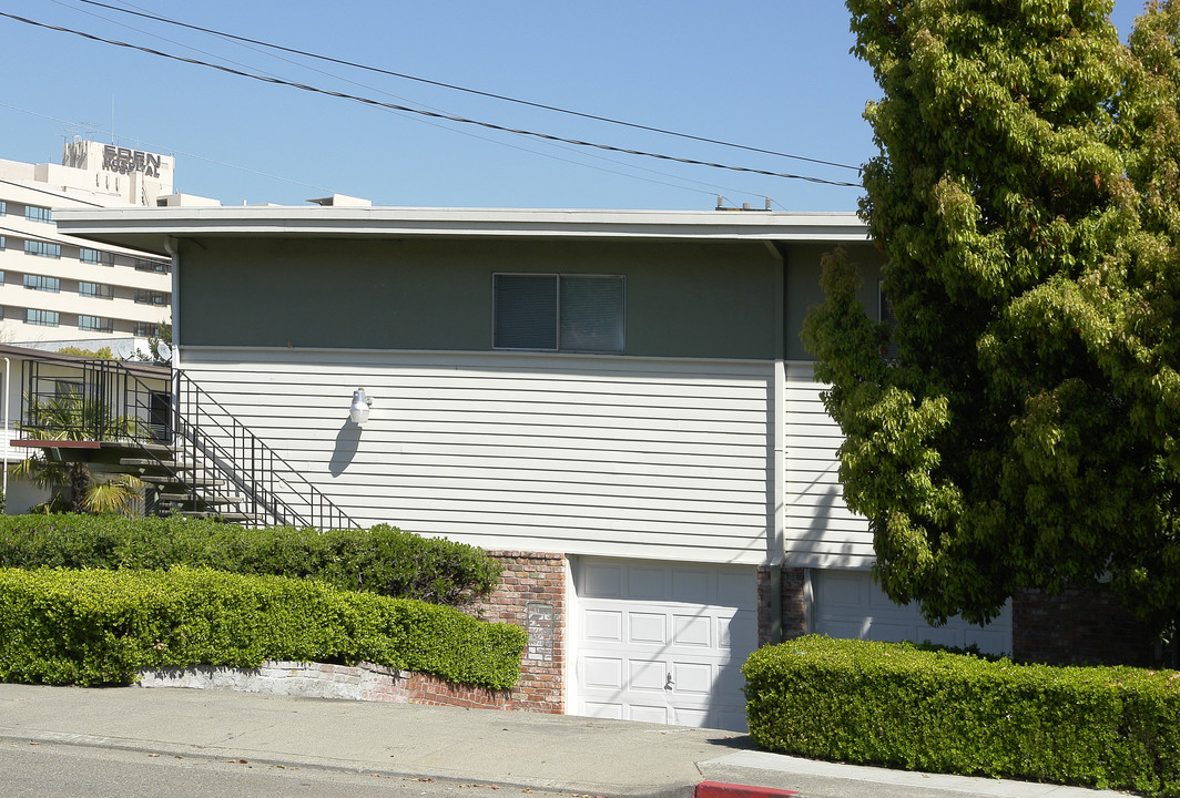 2501-2507 Denning Ct in Castro Valley, CA - Building Photo