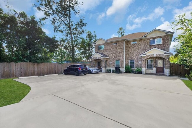 property at 4732 Carmen St