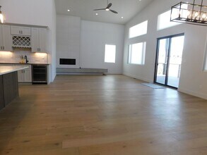 301 Meridian Ct in Grand Junction, CO - Building Photo - Building Photo