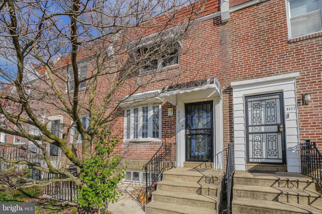 8429 Michener Ave Photo